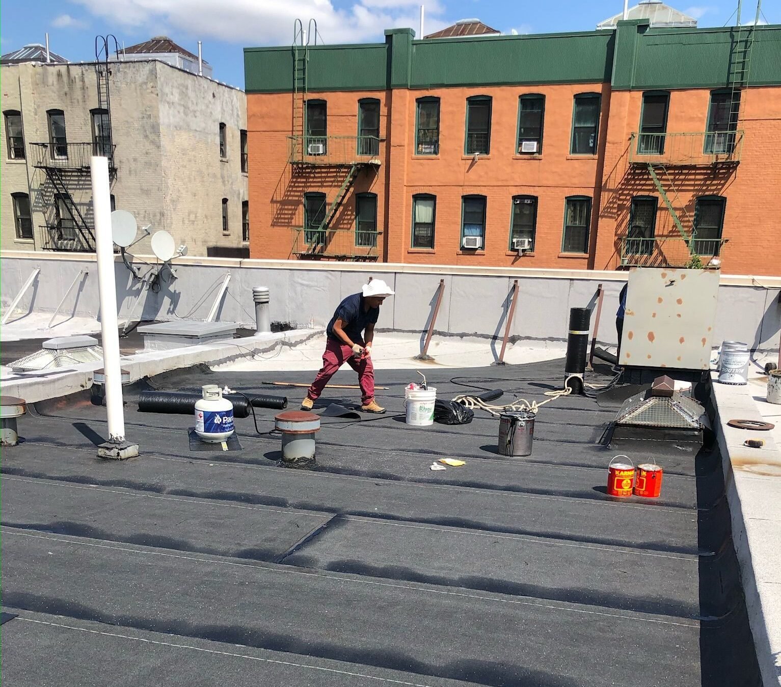 Flat roof inspection and maintenance service in New York City